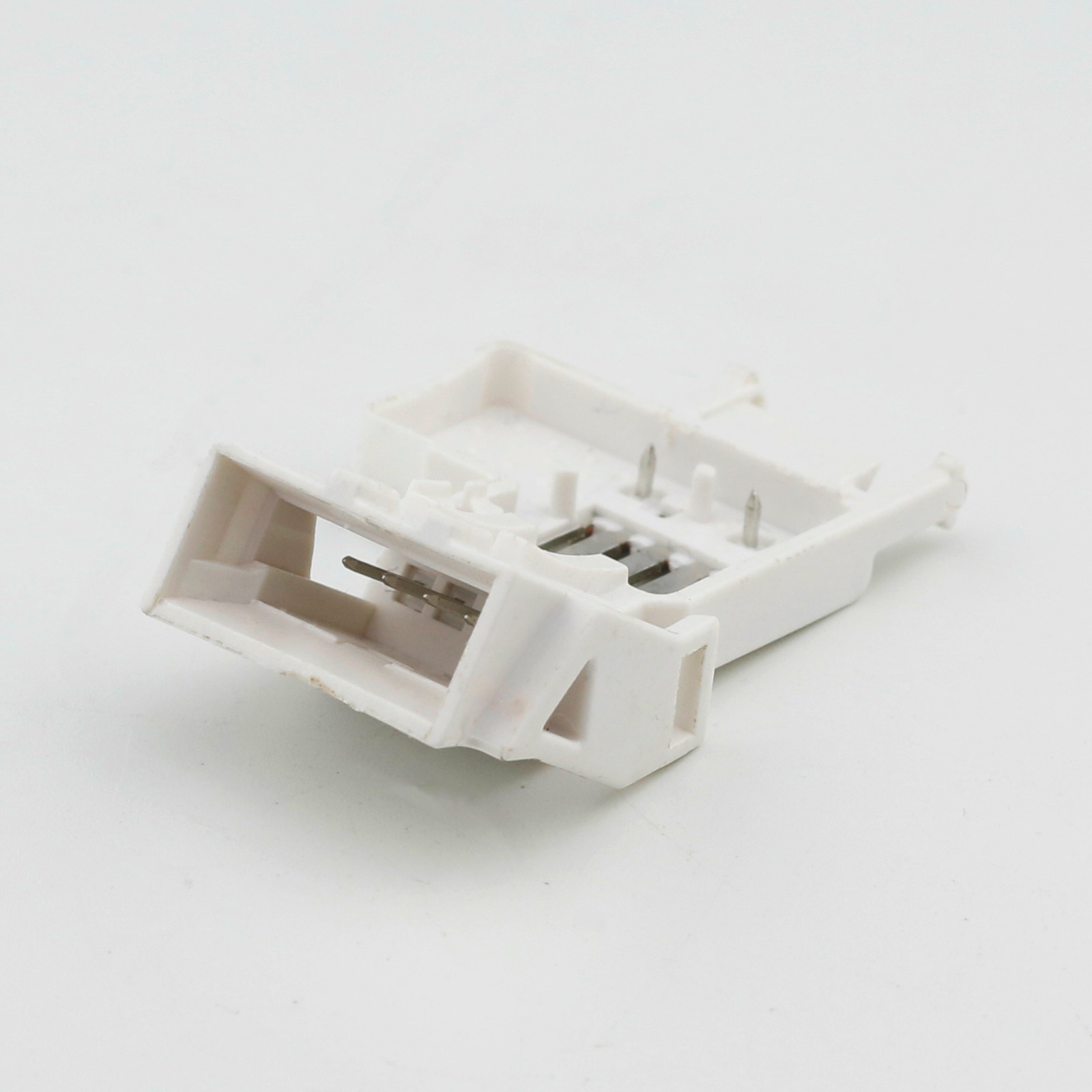 Automotive Connector